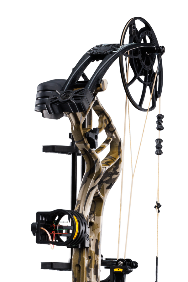 Close up of the Bear Archery Legend 30 RTH DHCXR Hybrid Cam system and RTH package from Trophy Ridge.